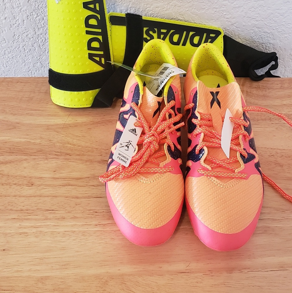 Womens soccer shoes